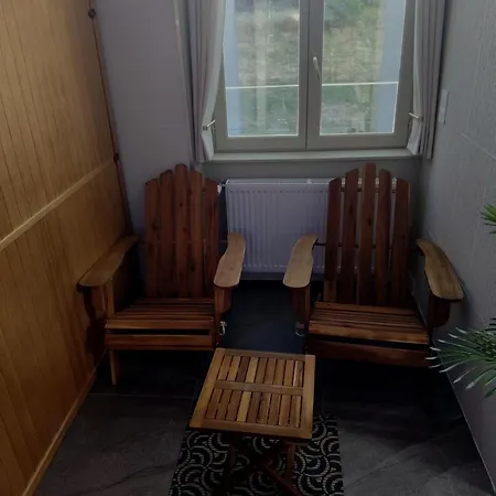 La Batisse L'arbre Beige